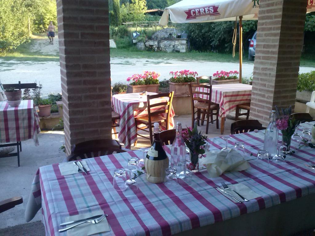 Agriturismo Santa Caterina Castelnuovo di Val di Cecina Exterior photo